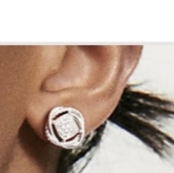 SOLD Authentic David Yurman infinity earrings - Picture 7 of 8